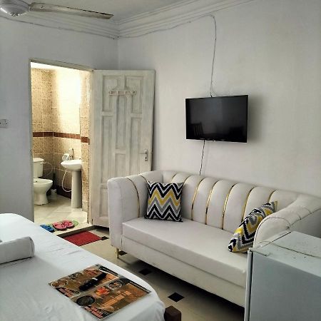 Luxurious Studio Apartments Mombasa Luaran gambar